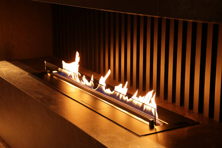 Bioethanol Einbau Brenner Kamin Ofen Fernbedienung A5 Wohnwand Trockenbau Fernseher Luxus Wohnzimmer Nahaufnahme